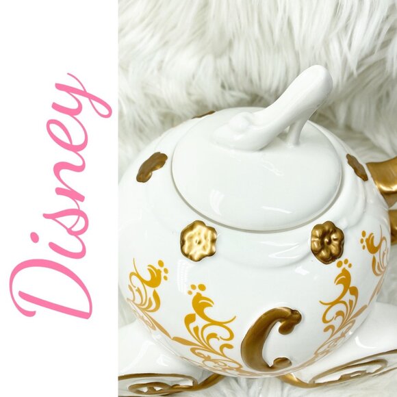 DISNEY PRINCESS  CINDERELLA CARRIAGE TEAPOT — Limited Edition with Original Box - Picture 4 of 9